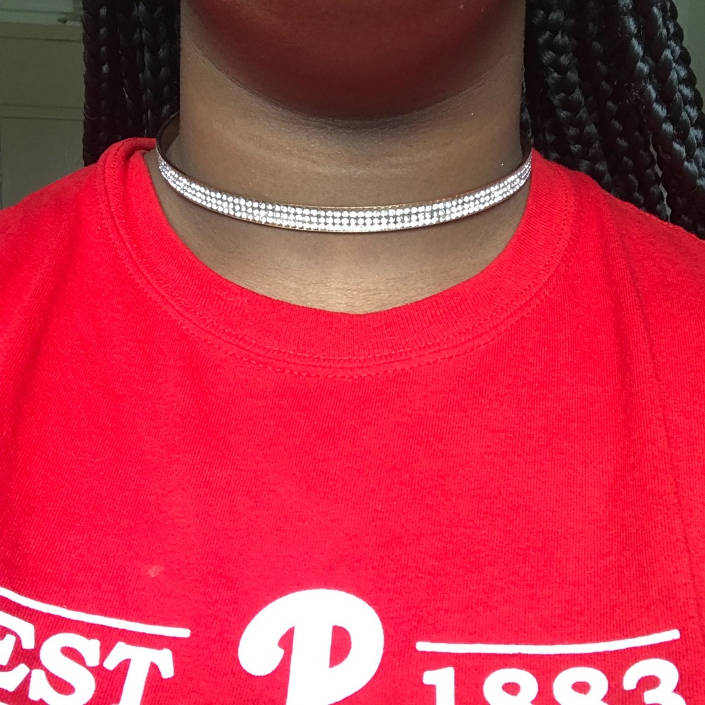 Gold choker
